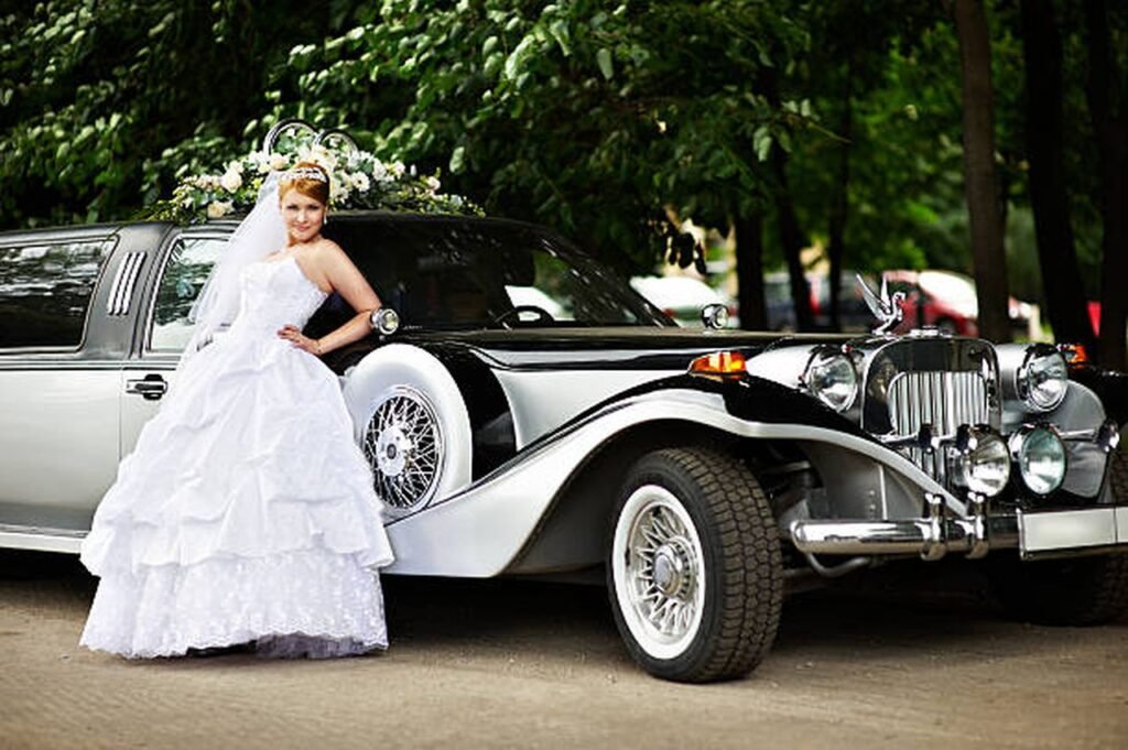 Choose-A-Wedding-Limo-Service-2